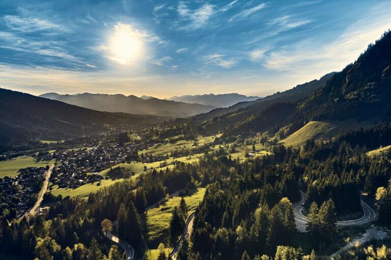 30+ Best Road Trips in the World for 50+ Nomads | The Working Traveller